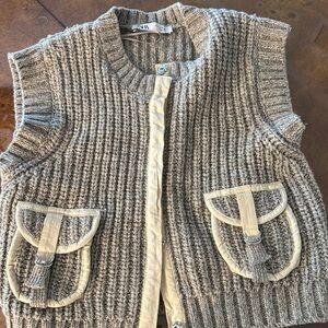 Chunky ZARA   Knit Vest with Pockets